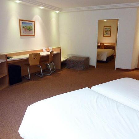 Hotel Tropical Les Escaldes Luaran gambar