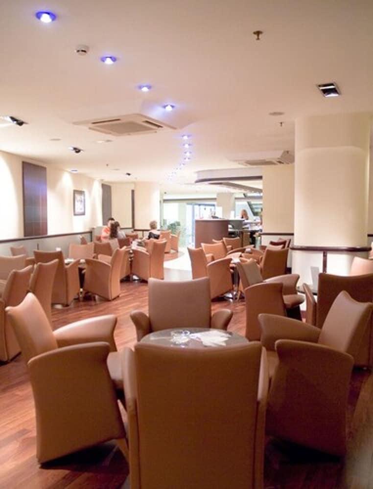Hotel Tropical Les Escaldes Luaran gambar