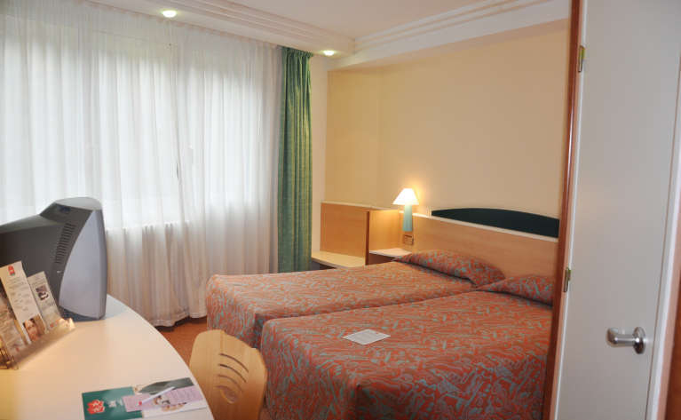 Hotel Tropical Les Escaldes Luaran gambar