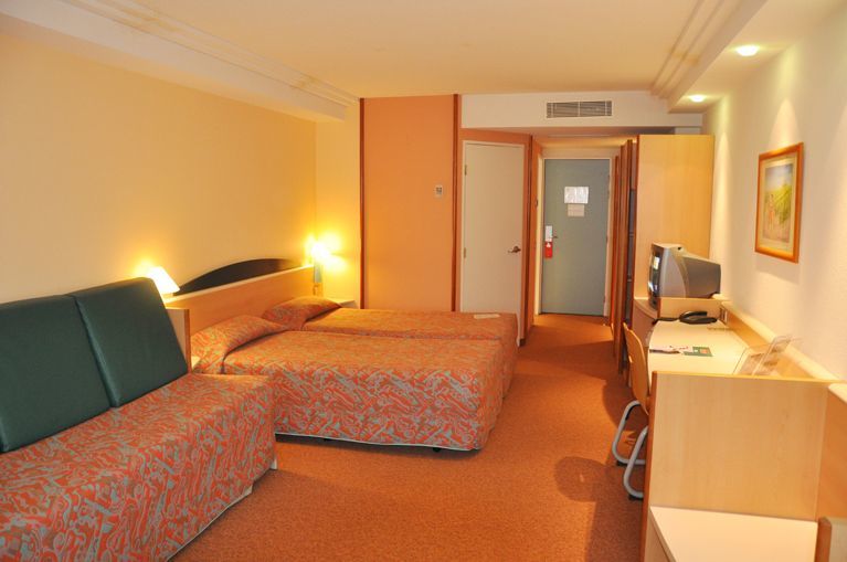 Hotel Tropical Les Escaldes Luaran gambar